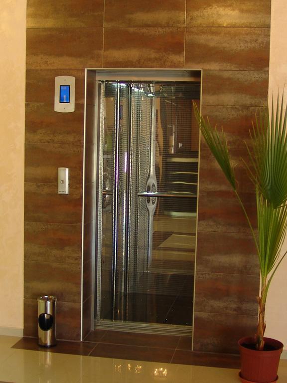 Hotel Iris Νεσέμπαρ Εξωτερικό φωτογραφία
