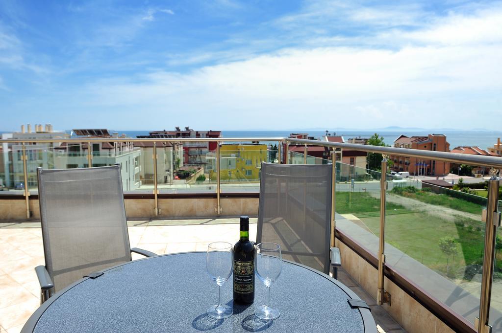 Hotel Iris Νεσέμπαρ Εξωτερικό φωτογραφία