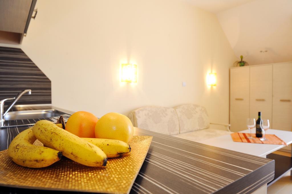 Hotel Iris Νεσέμπαρ Εξωτερικό φωτογραφία