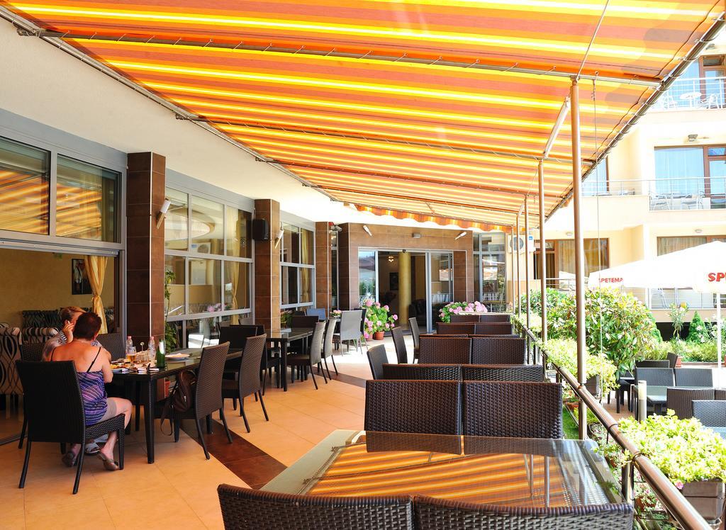 Hotel Iris Νεσέμπαρ Εξωτερικό φωτογραφία